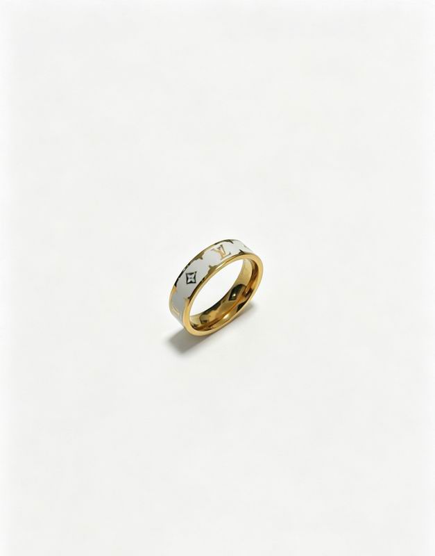 LV Ring 08yxs08